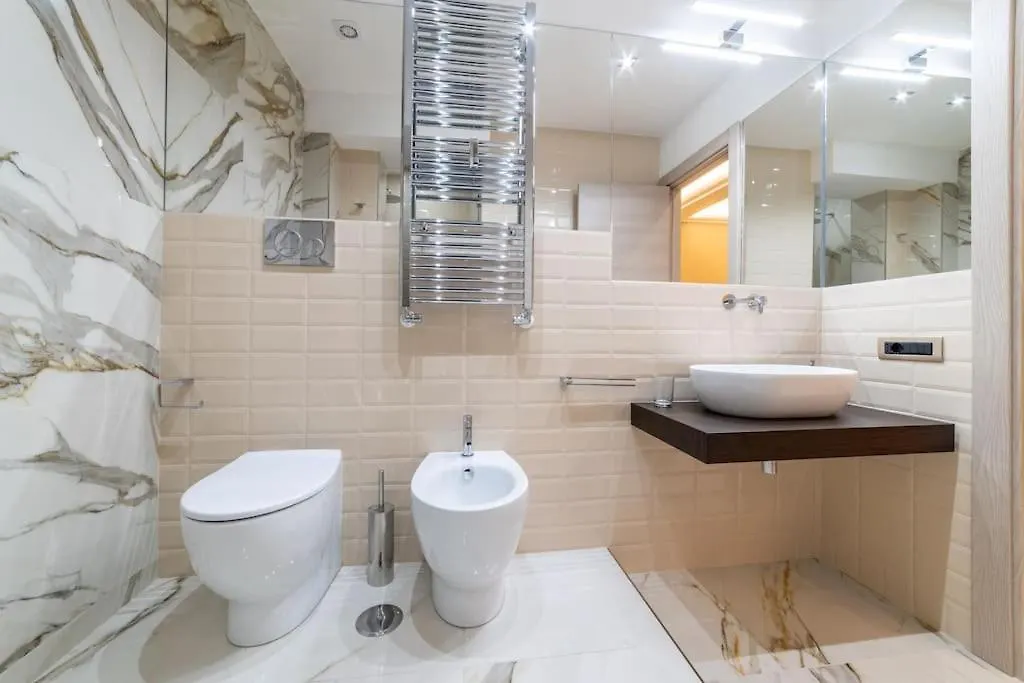 50 Gandino Deluxe Apartment Rome