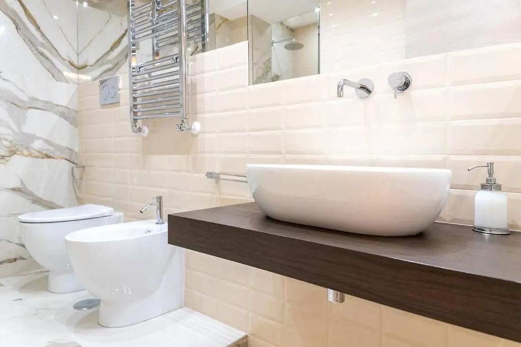 50 Gandino Deluxe Apartment Rome Italy