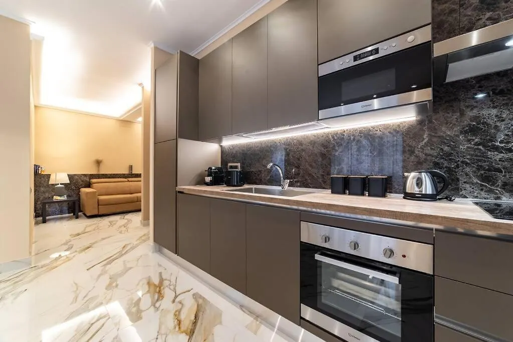 50 Gandino Deluxe Apartment Rome 0*,